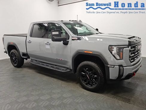 Used 2024 GMC Sierra 2500 AT4 w/ Technology Package AWD/4WD image 1