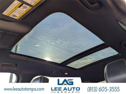 Used 2019 Jaguar F-PACE S image 22