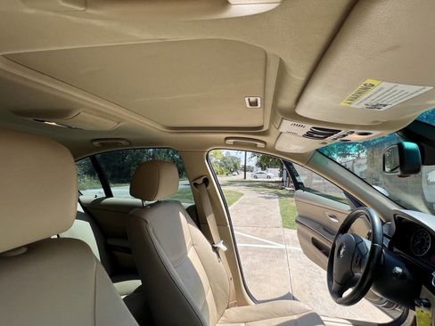 Used 2011 BMW 328i Sedan image 26