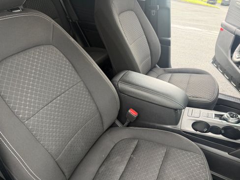 Certified 2024 Ford Escape Active AWD/4WD image 20