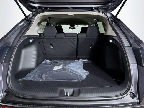 New 2026 Honda HR-V LX image 31