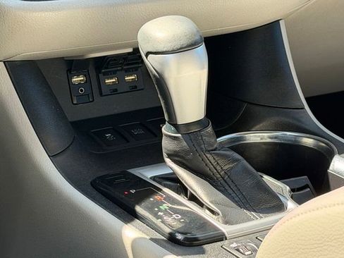 Certified 2019 Toyota Highlander XLE image 24
