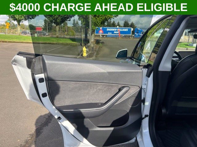Used 2022 Tesla Model Y Performance AWD/4WD image 11