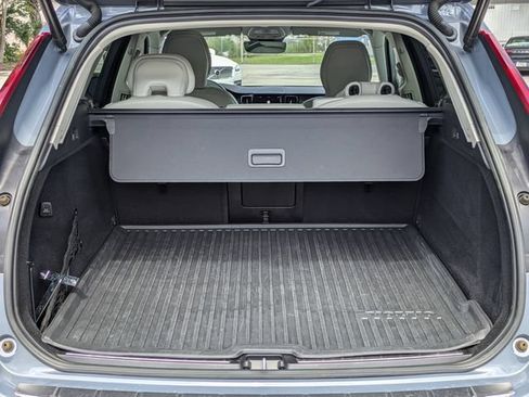 Used 2022 Volvo XC60 B6 Inscription w/ Advanced Package AWD/4WD image 17