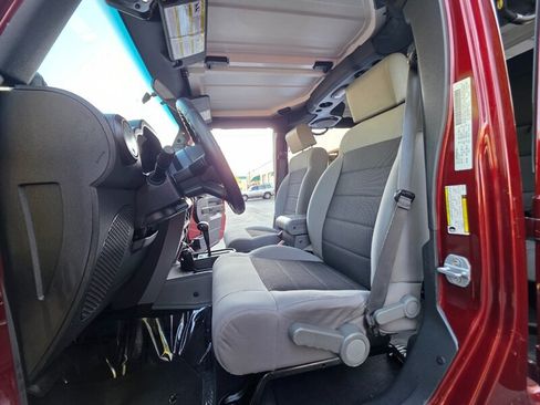 Used 2008 Jeep Wrangler Unlimited X AWD/4WD image 13