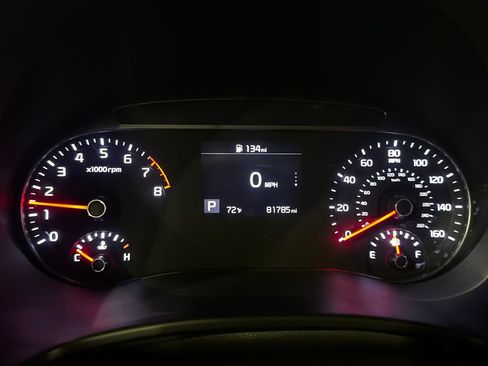 Used 2022 Kia Soul LX w/ Technology Package FWD image 8
