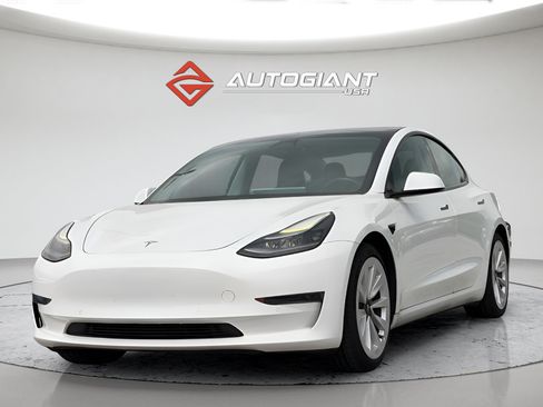 Used 2021 Tesla Model 3 Standard Range Plus RWD image 13