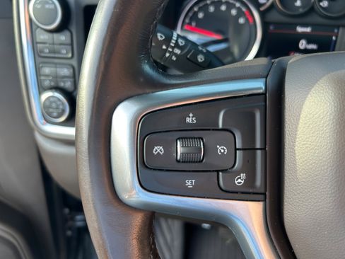 Used 2022 Chevrolet Silverado 1500 LTZ AWD/4WD image 23