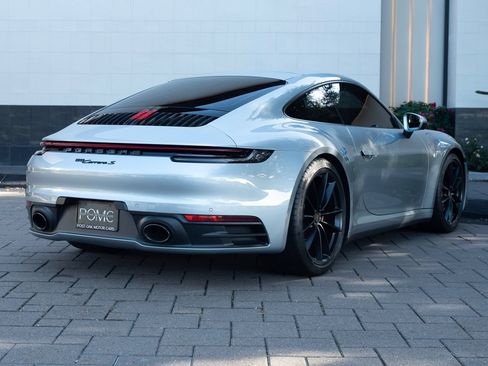 Used 2020 Porsche 911 Carrera S RWD image 3