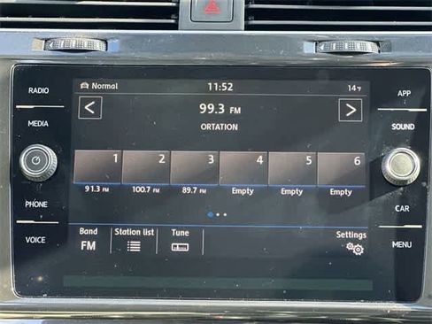 Used 2019 Volkswagen Golf Alltrack SE image 12