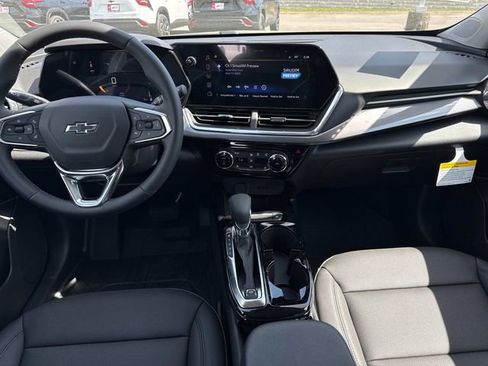New 2026 Chevrolet Trax ACTIV w/ Driver Confidence Package FWD image 19