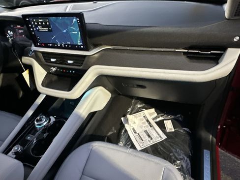 New 2026 Ford Explorer Platinum w/ LUX Leather Package image 41