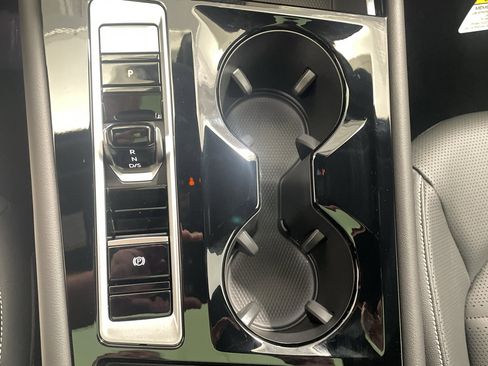 New 2026 Volkswagen Atlas Cross Sport SEL R-Line image 26