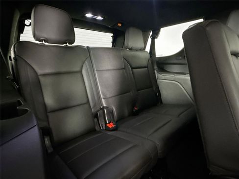 Used 2024 Chevrolet Tahoe High Country AWD/4WD image 42