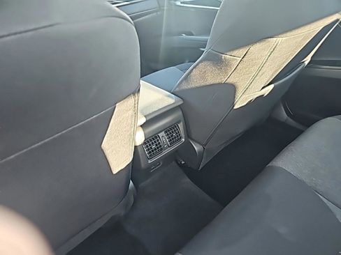 Used 2025 Toyota Camry LE image 17