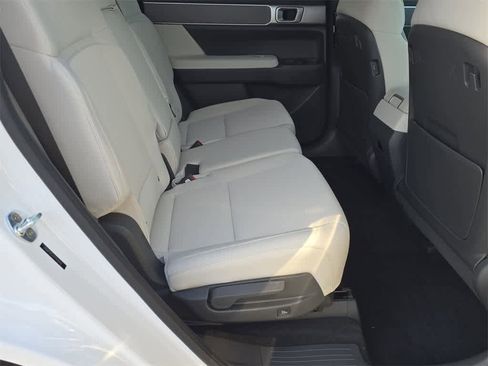 New 2026 Hyundai Santa Fe SE image 21