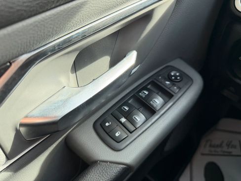 Used 2019 RAM 1500 Big Horn RWD image 29