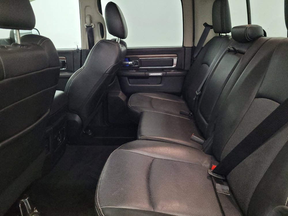 Used 2015 RAM 1500 Laramie w/ Convenience Group AWD/4WD image 18