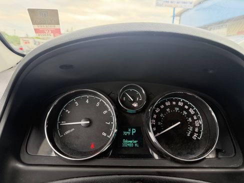 Used 2013 Chevrolet Captiva Sport LT FWD image 19