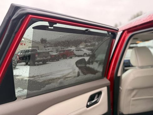 Used 2022 Nissan Rogue SL w/ SL Premium Package image 23