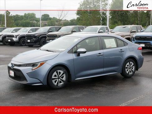 Certified 2022 Toyota Corolla LE FWD image 1