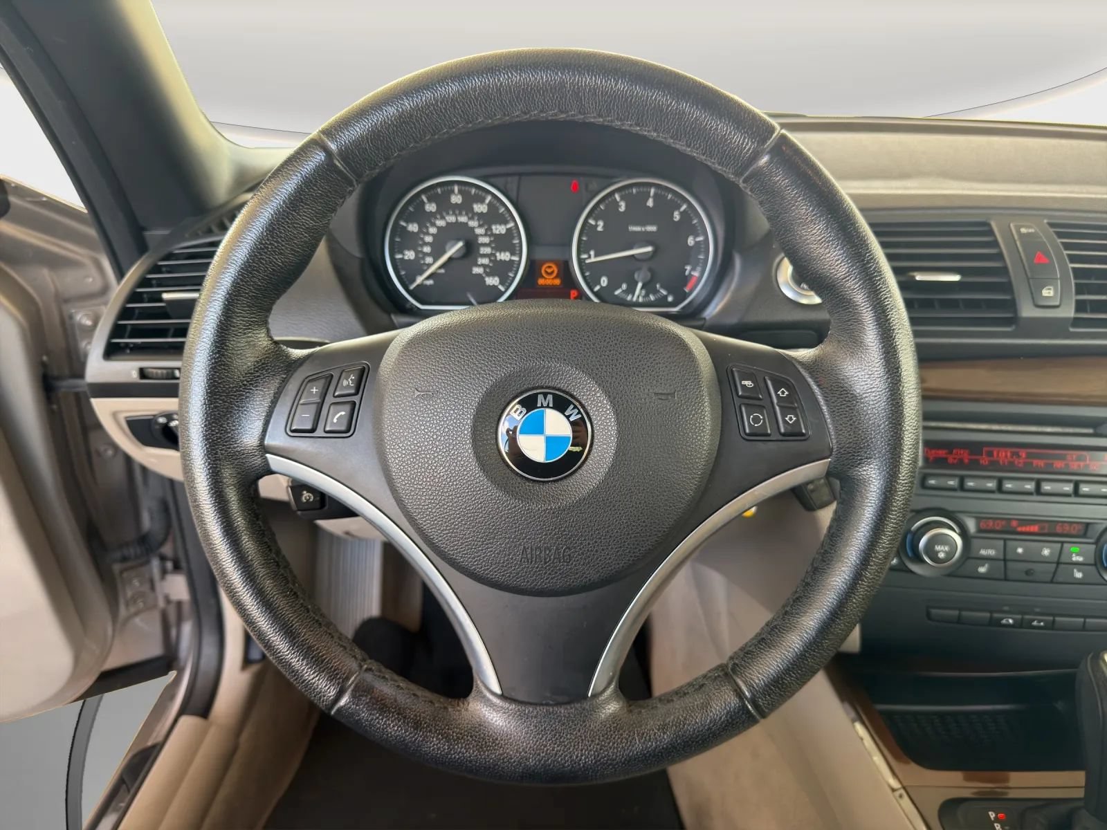 Used 2012 BMW 128i Convertible RWD image 9