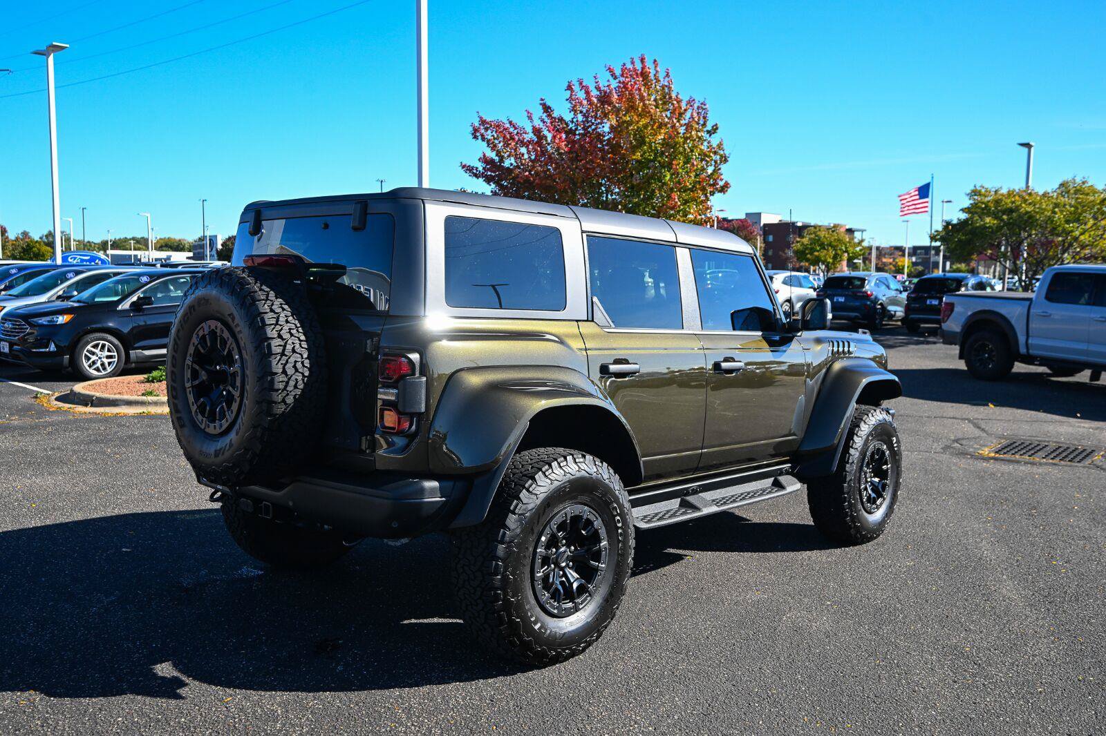 Used 2024 Ford Bronco Raptor w/ Interior Carbon Fiber Pack 6 AWD/4WD image 5