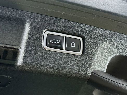 Used 2023 Kia Sorento X-Line EX image 28