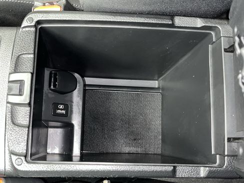 Used 2020 Nissan Rogue Sport SV w/ All-Weather Package AWD/4WD image 24