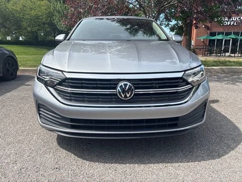 Used 2022 Volkswagen Jetta SE FWD image 10