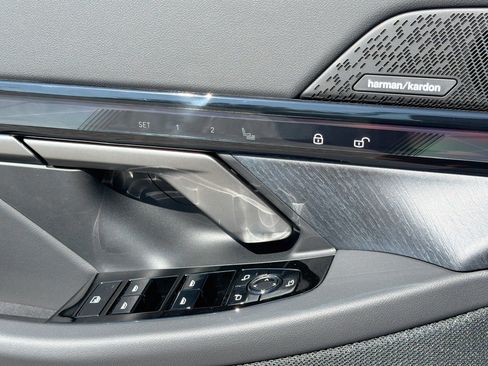 New 2027 BMW 530i w/ Premium Package RWD image 23