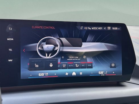 Used 2025 BMW M235i xDrive M235i xDrive w/ M Performance Package image 17