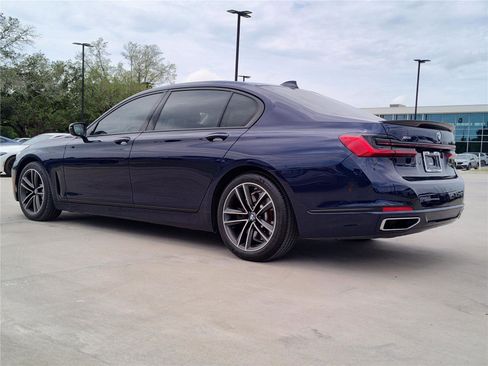 Used 2022 BMW 750i xDrive w/ Executive Package AWD/4WD image 4