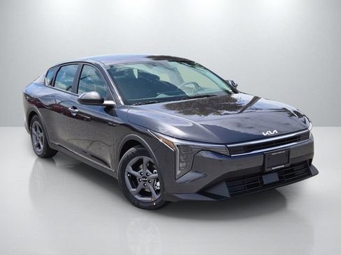 New 2026 Kia K4 FWD image 1