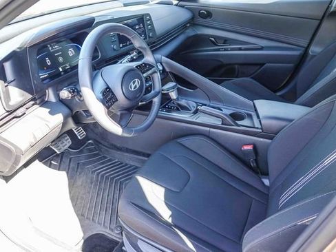 Certified 2025 Hyundai Elantra Sport image 16