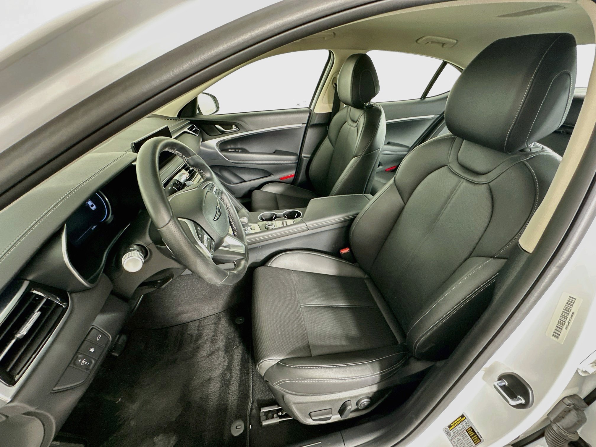 Used 2026 Genesis G70 2.5T RWD image 13