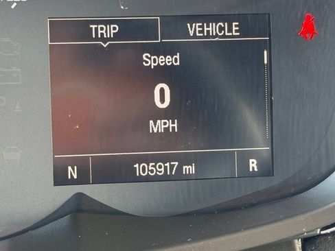 Used 2018 Chevrolet Trax LT w/ Sun & Sound Package AWD/4WD image 21