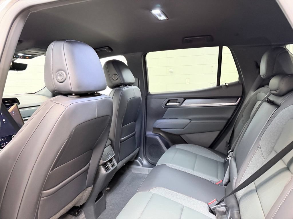 New 2026 GMC Terrain AT4 w/ Technology Package II AWD/4WD image 22