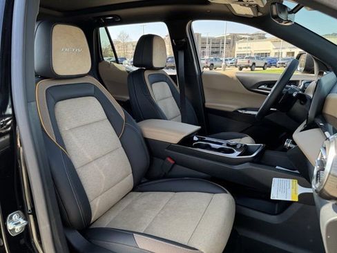 New 2026 Chevrolet Equinox ACTIV w/ Convenience Package III image 25