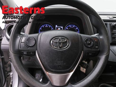 Used 2018 Toyota RAV4 LE w/ All Weather Liner Package FWD image 10