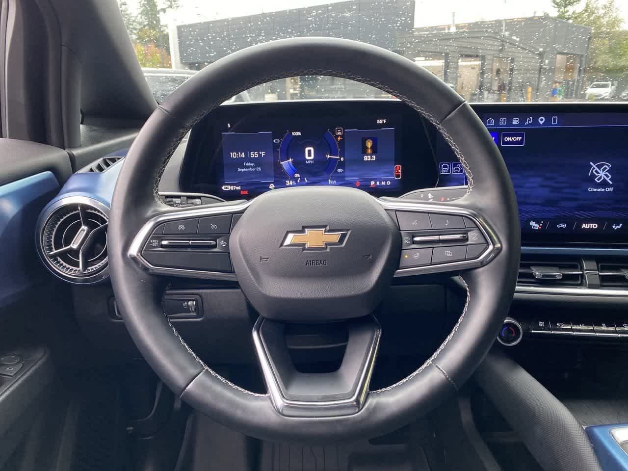 Used 2024 Chevrolet Equinox EV LT AWD/4WD image 19