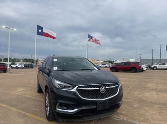 Used 2020 Buick Enclave Avenir w/ Avenir Technology Package FWD video 2