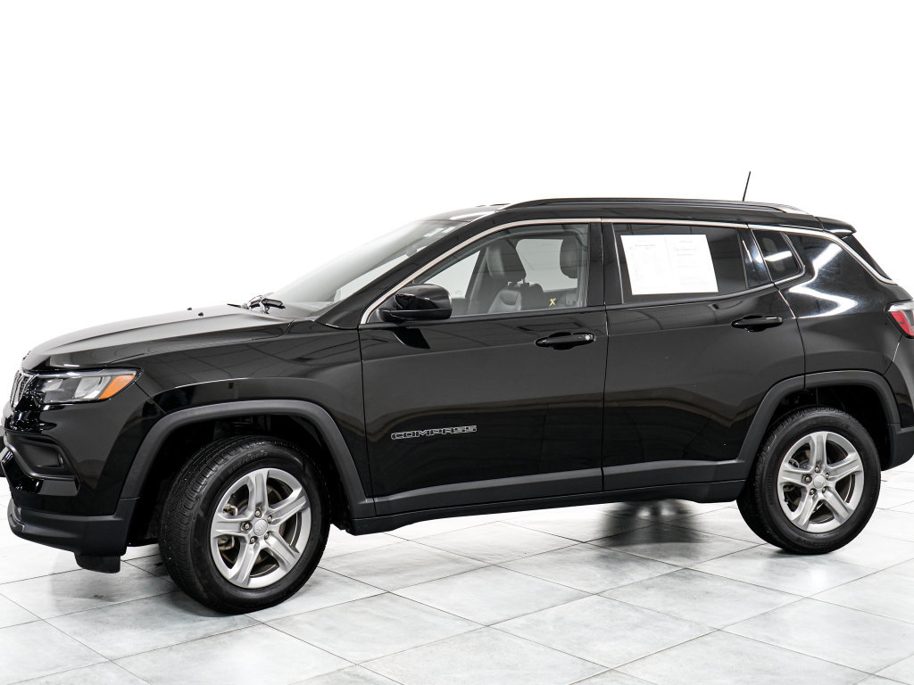 Certified 2024 Jeep Compass Latitude AWD/4WD image 4