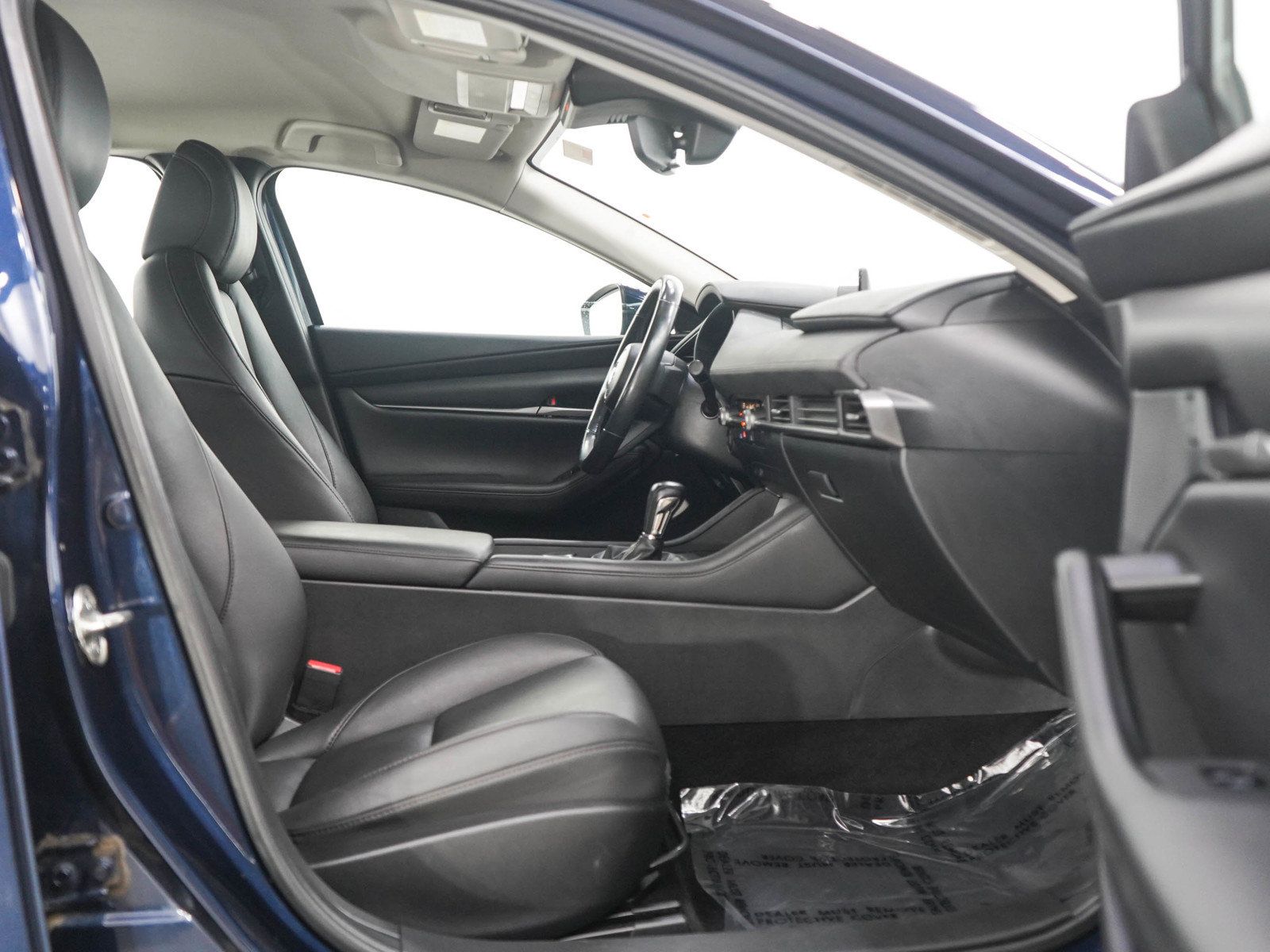 Used 2020 MAZDA MAZDA3 AWD Sedan w/ Select Package image 11