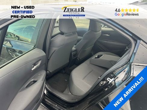 Used 2021 Toyota Corolla LE w/ Carpet Mat Package (TMS) FWD image 9