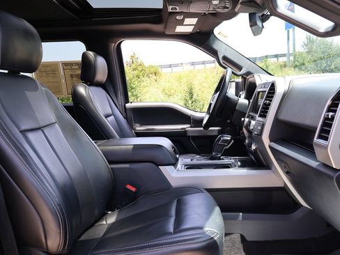 Used 2020 Ford F150 Lariat w/ Equipment Group 502A Luxury AWD/4WD image 10