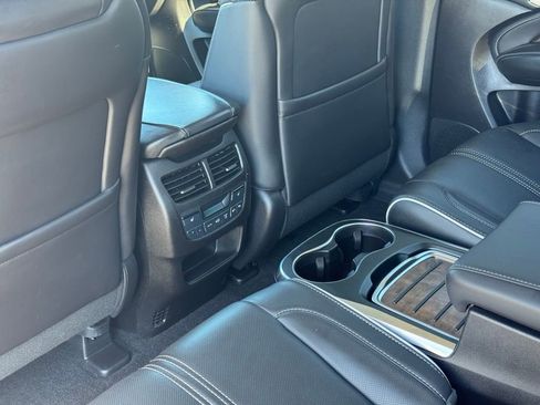 Used 2020 Acura MDX SH-AWD w/ Advance Package image 21