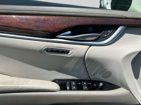 Used 2014 Cadillac XTS Platinum AWD/4WD image 13