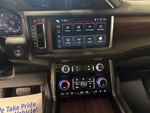 Used 2024 GMC Yukon Denali Ultimate AWD/4WD image 19