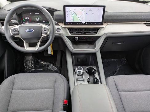 New 2026 Ford Explorer Active RWD image 15